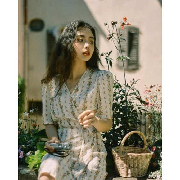 Reformation Laurent Dress in Poppyseed S - Picture 6 of 13